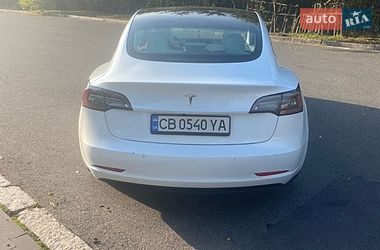 Седан Tesla Model 3 2019 в Чернигове