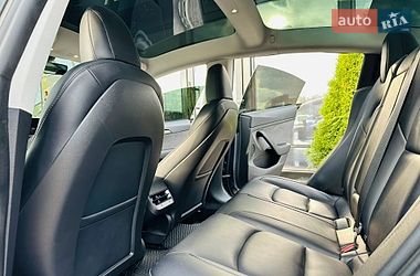 Седан Tesla Model 3 2022 в Харкові