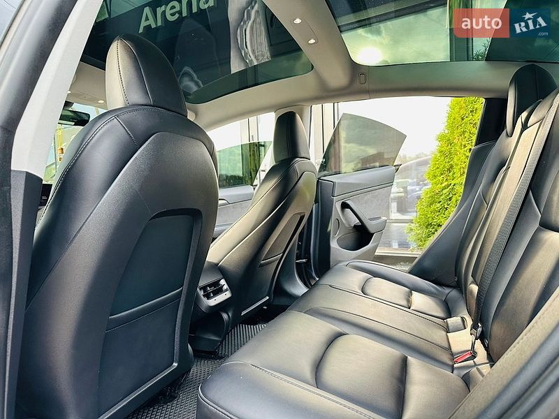 Седан Tesla Model 3 2022 в Харкові