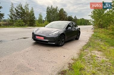 Седан Tesla Model 3 2021 в Калиновке