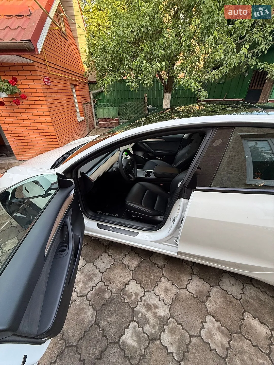 2022 Tesla Model 3 - мініатюра 9