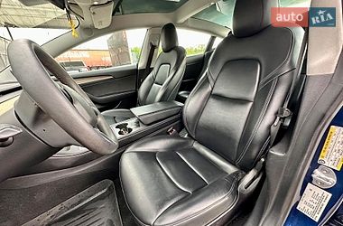 Седан Tesla Model 3 2021 в Кам'янець-Подільському