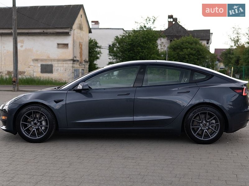 Седан Tesla Model 3 2022 в Дрогобичі фото 6 Седан Tesla Model 3 2022 в Дрогобичі