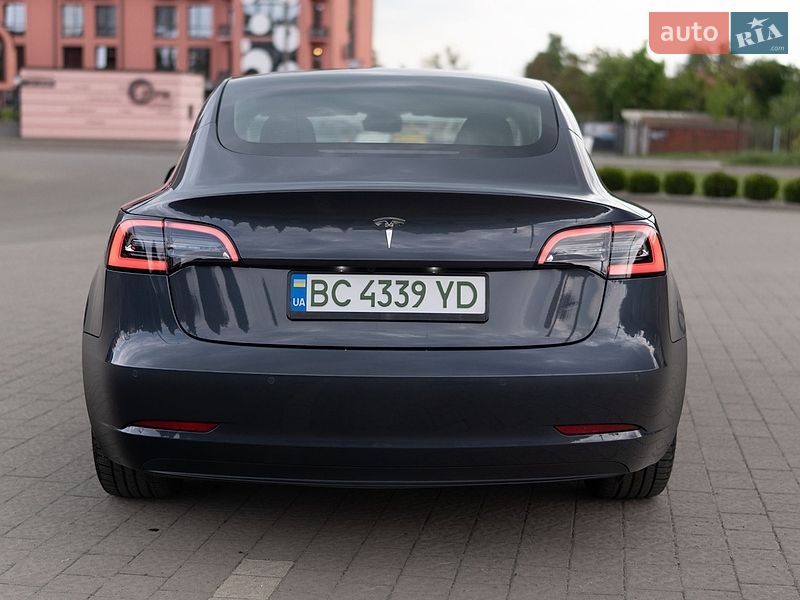Седан Tesla Model 3 2022 в Дрогобичі фото 8 Седан Tesla Model 3 2022 в Дрогобичі