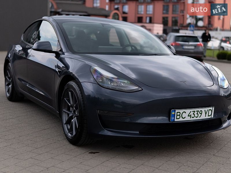 Седан Tesla Model 3 2022 в Дрогобичі фото 14 Седан Tesla Model 3 2022 в Дрогобичі