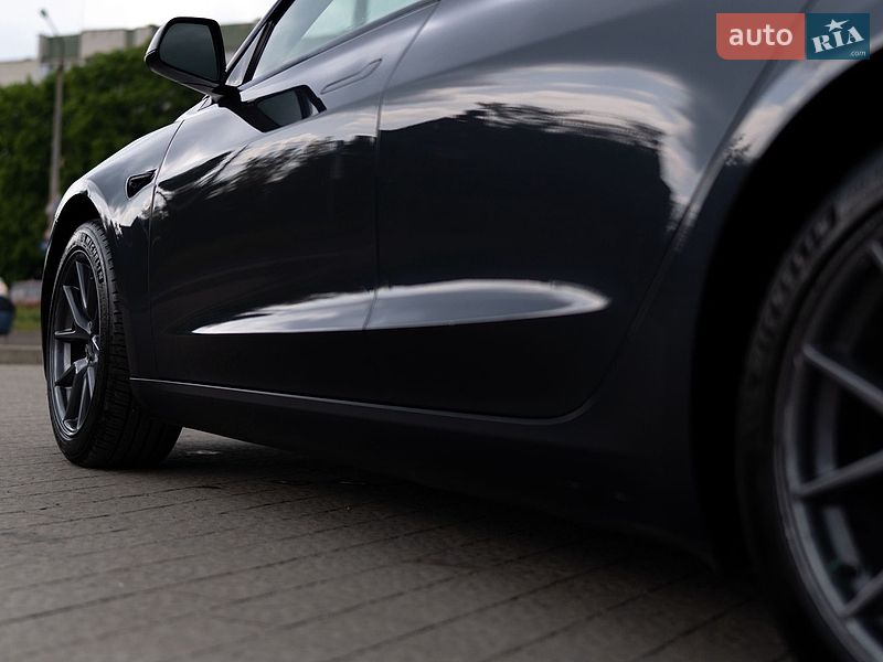 Седан Tesla Model 3 2022 в Дрогобичі фото 19 Седан Tesla Model 3 2022 в Дрогобичі