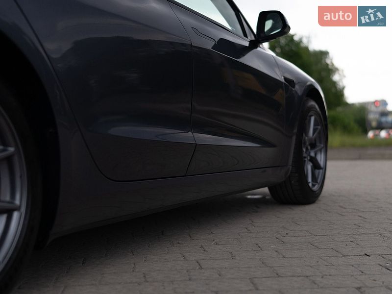 Седан Tesla Model 3 2022 в Дрогобичі фото 20 Седан Tesla Model 3 2022 в Дрогобичі