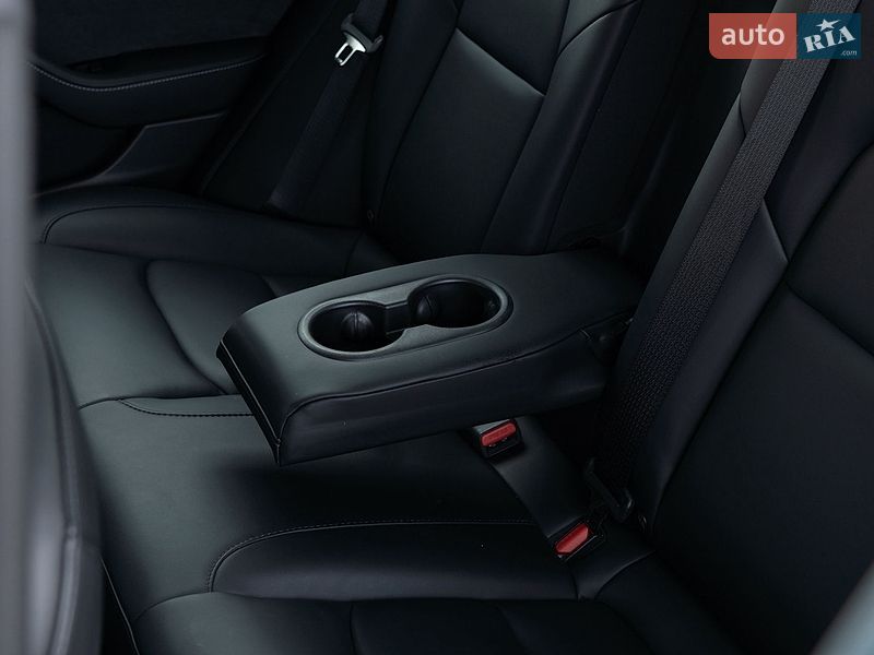 Седан Tesla Model 3 2022 в Дрогобичі фото 26 Седан Tesla Model 3 2022 в Дрогобичі