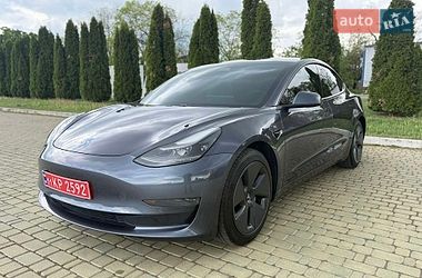 Седан Tesla Model 3 2020 в Одесі