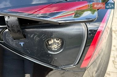 Седан Tesla Model 3 2022 в Тернополі