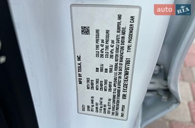 Седан Tesla Model 3 2021 в Хмельницькому
