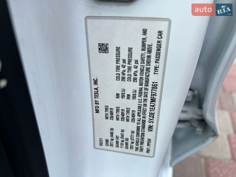 Седан Tesla Model 3 2021 в Хмельницькому