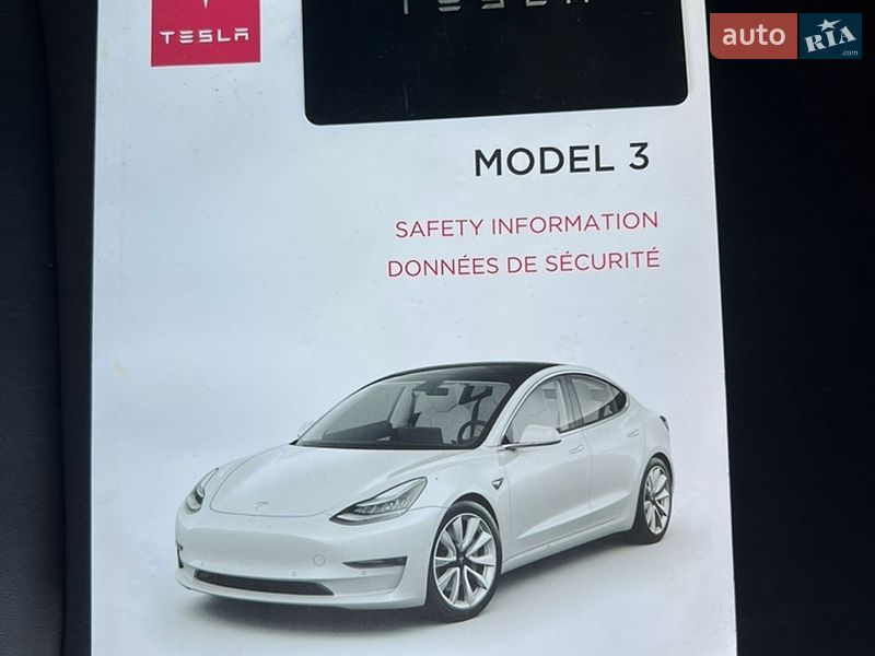 Седан Tesla Model 3 2021 в Хмельницькому