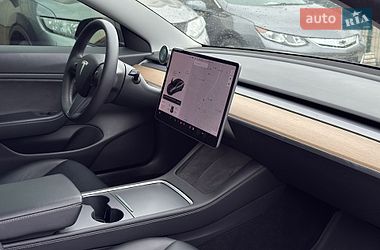 Седан Tesla Model 3 2020 в Одессе