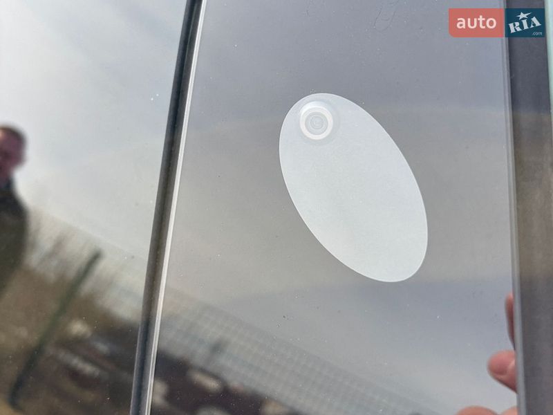 Седан Tesla Model 3 2020 в Жовкве