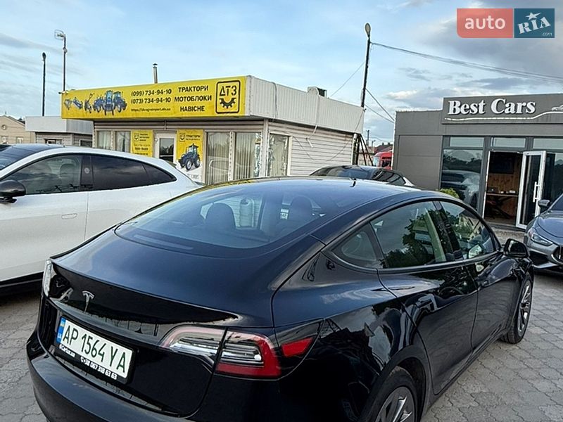Седан Tesla Model 3 2022 в Дніпрі