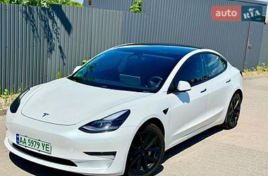 Седан Tesla Model 3 2021 в Днепре