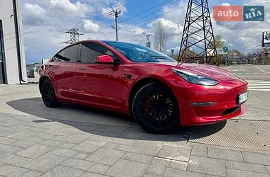 Седан Tesla Model 3 2022 в Виннице