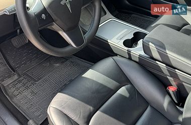 Седан Tesla Model 3 2022 в Виннице