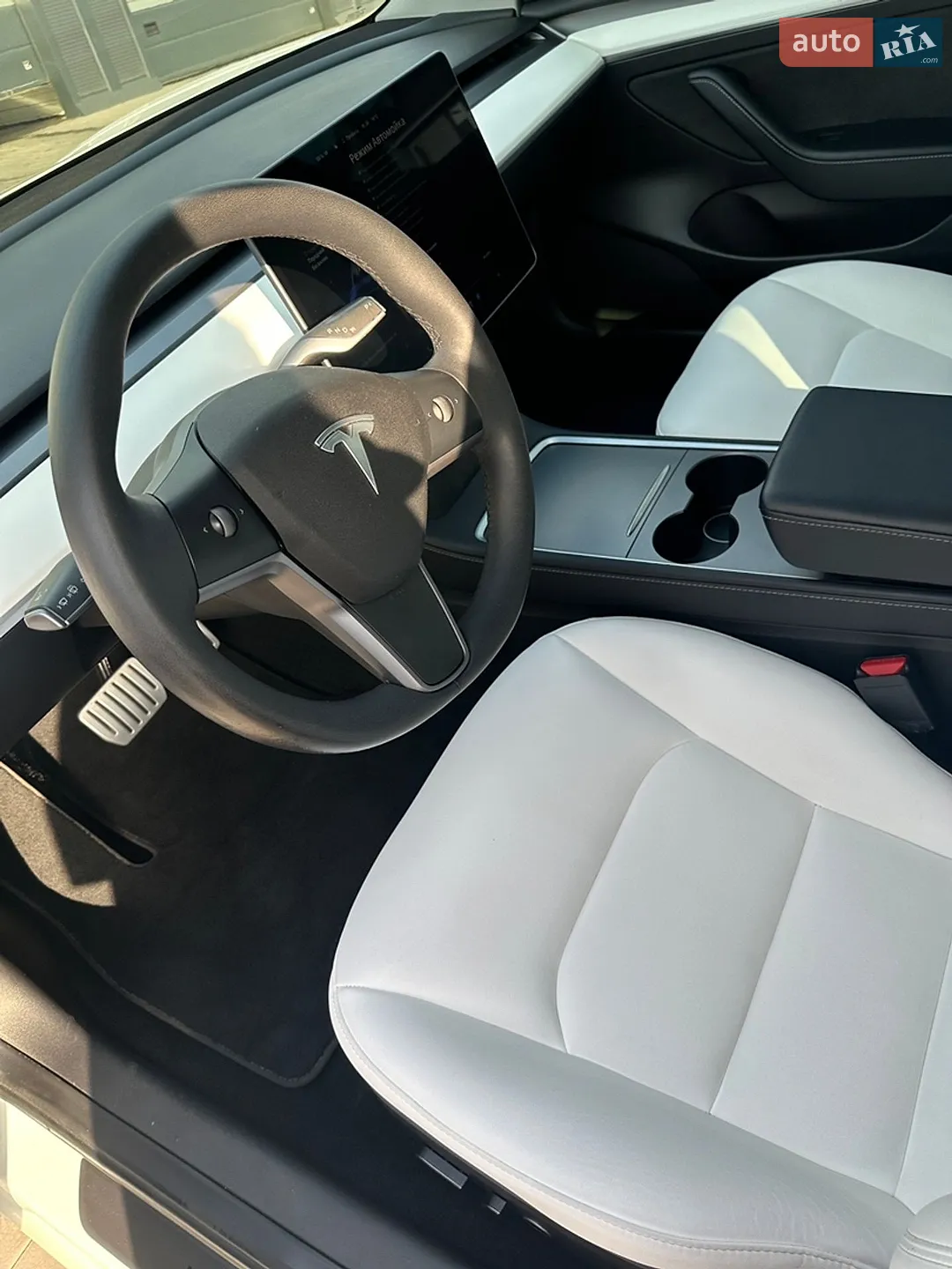 2022 Tesla Model 3 - мініатюра 4