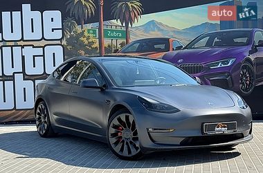 Седан Tesla Model 3 2022 в Львові