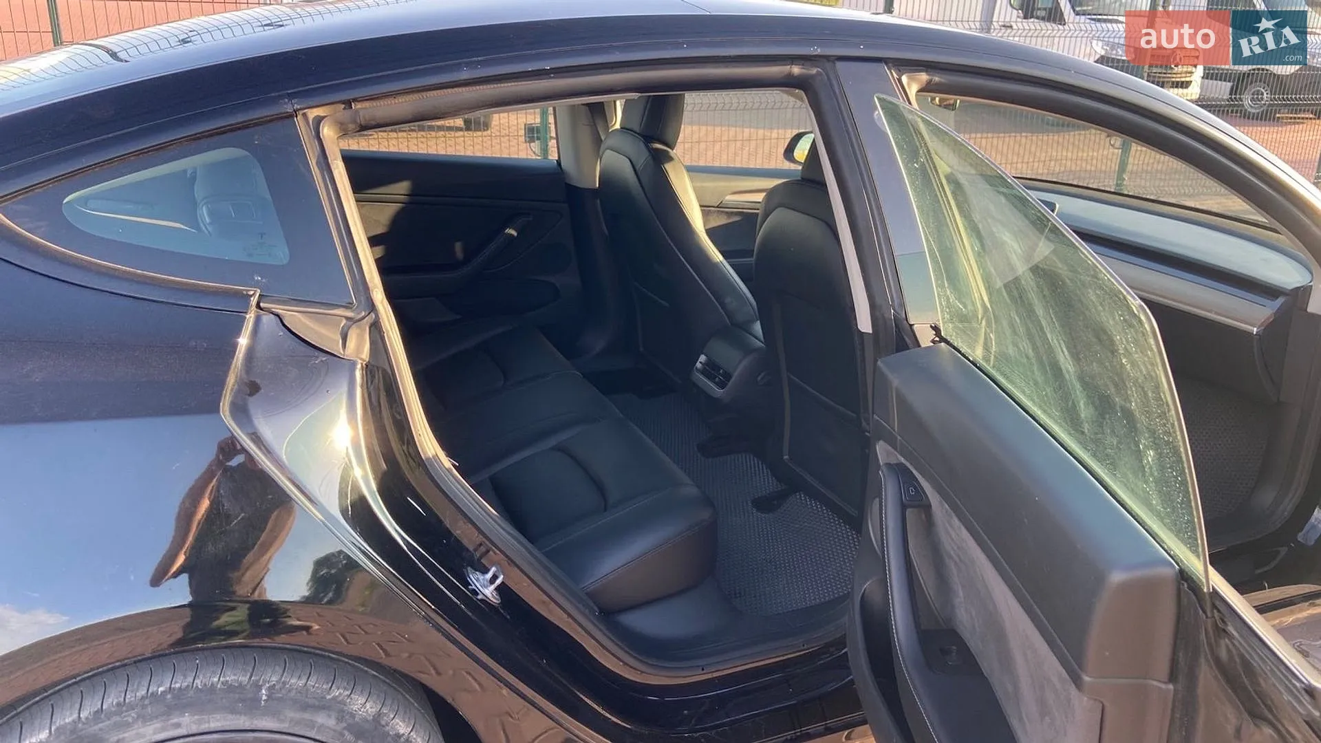 2022 Tesla Model 3 - мініатюра 9