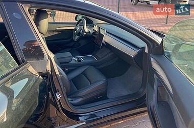 Седан Tesla Model 3 2022 в Рівному