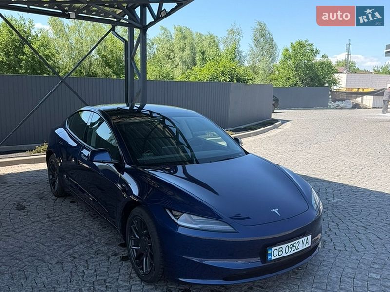 Седан Tesla Model 3 2024 в Киеве фото 10 Седан Tesla Model 3 2024 в Киеве