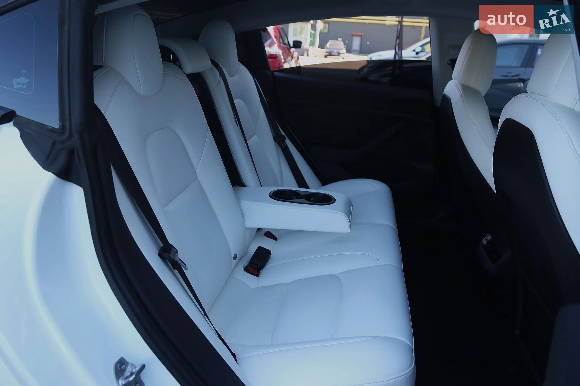 2022 Tesla Model 3 - мініатюра 11