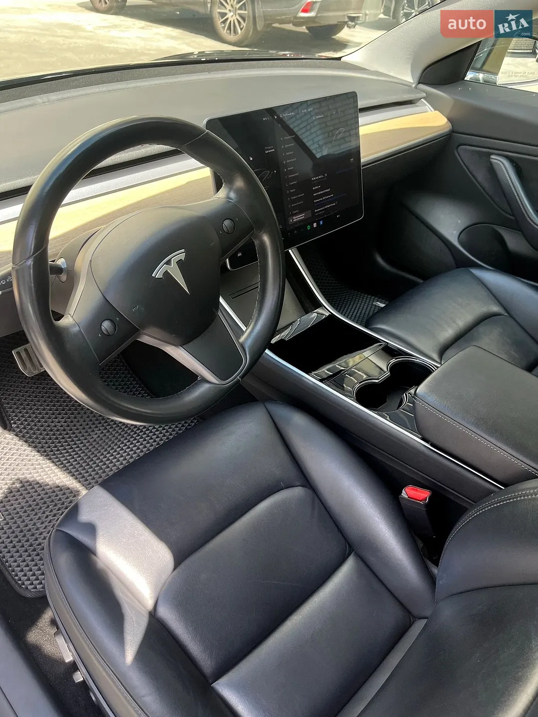 2018 Tesla Model 3 - мініатюра 4