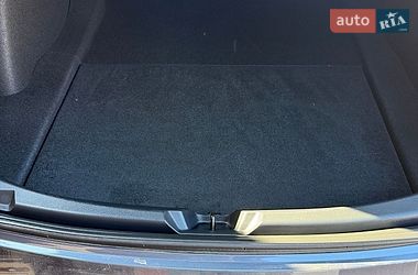 Седан Tesla Model 3 2023 в Львові