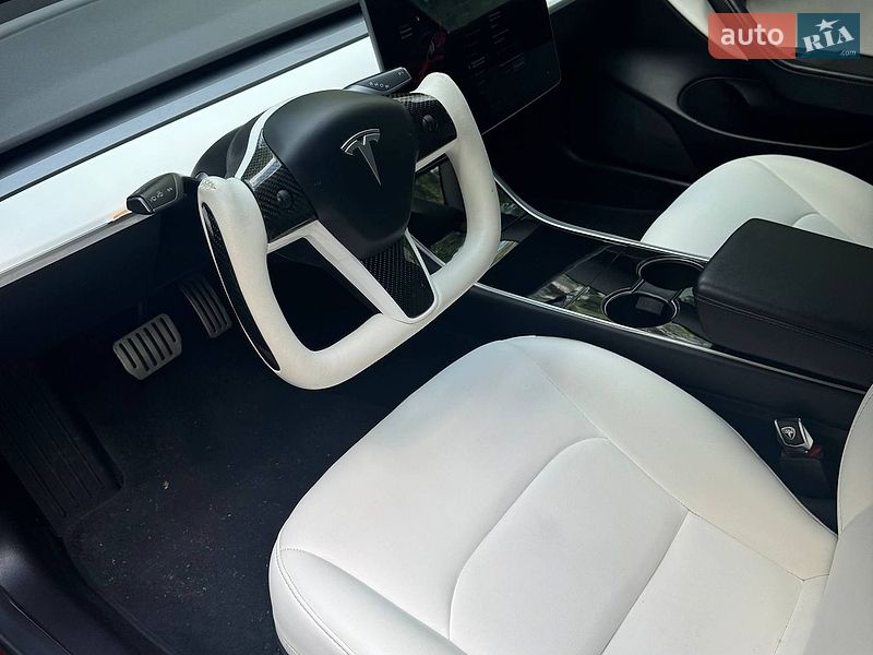 Седан Tesla Model 3 2019 в Днепре