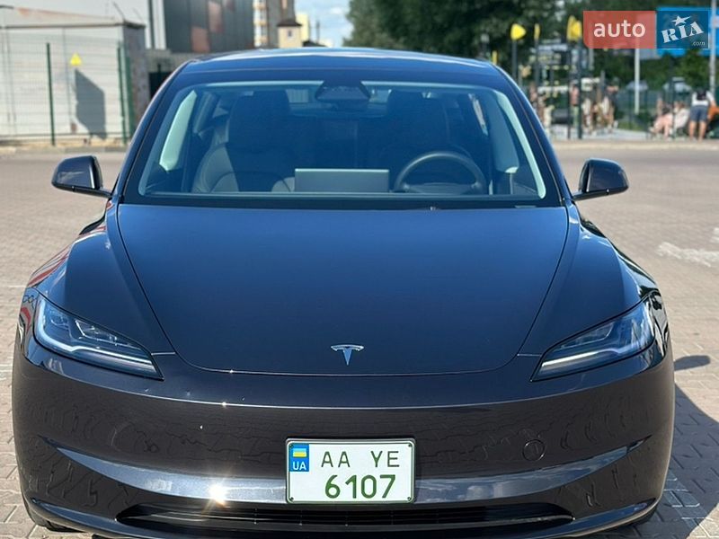 Седан Tesla Model 3 2024 в Софиевской Борщаговке