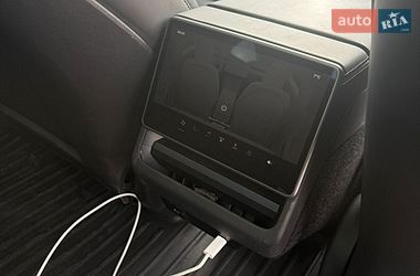 Седан Tesla Model 3 2024 в Одесі