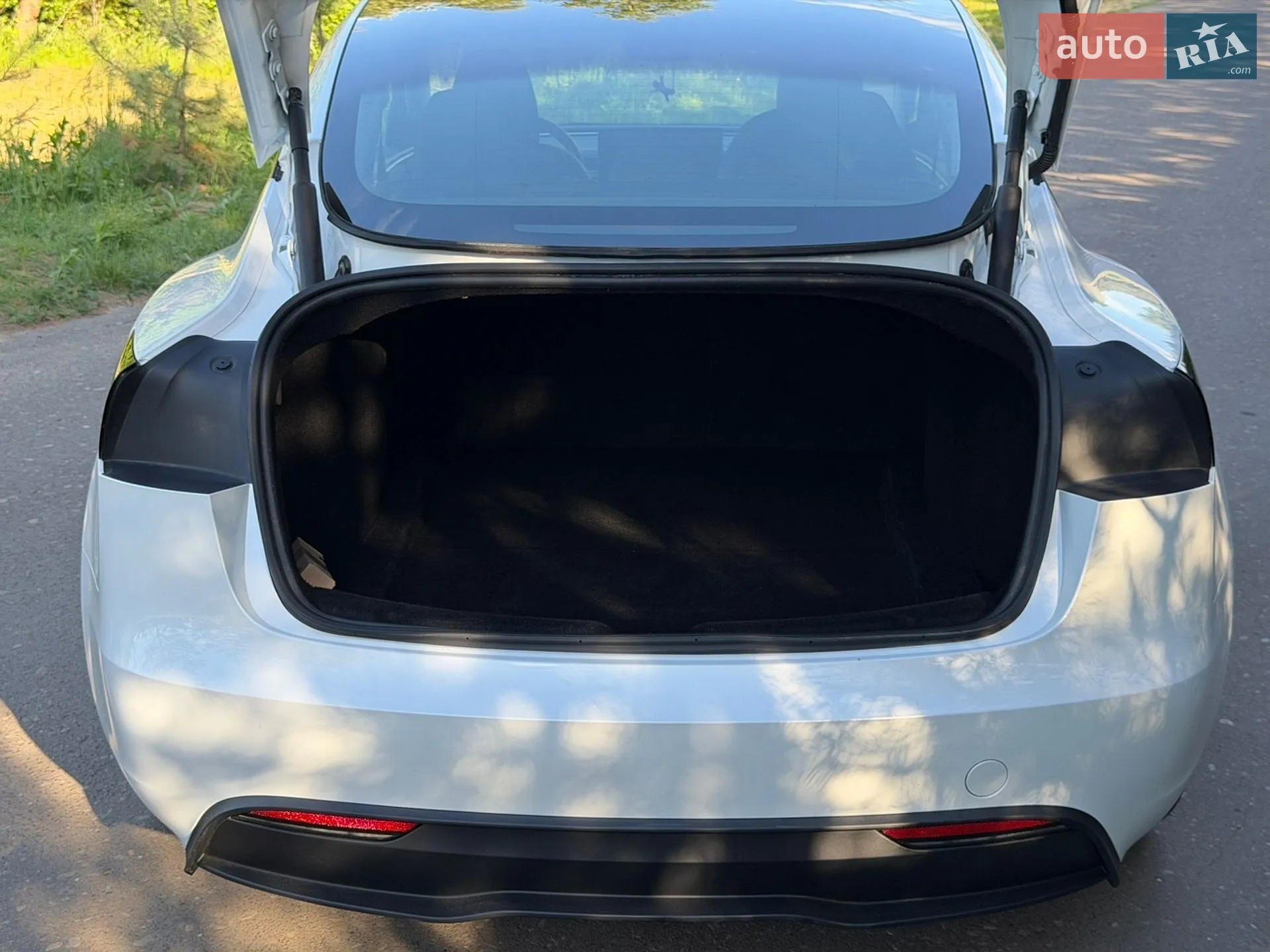 2024 Tesla Model 3 - мініатюра 16