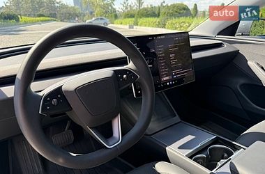 Седан Tesla Model 3 2025 в Днепре