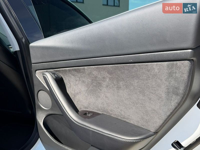 Седан Tesla Model 3 2021 в Рівному фото 16 Седан Tesla Model 3 2021 в Рівному