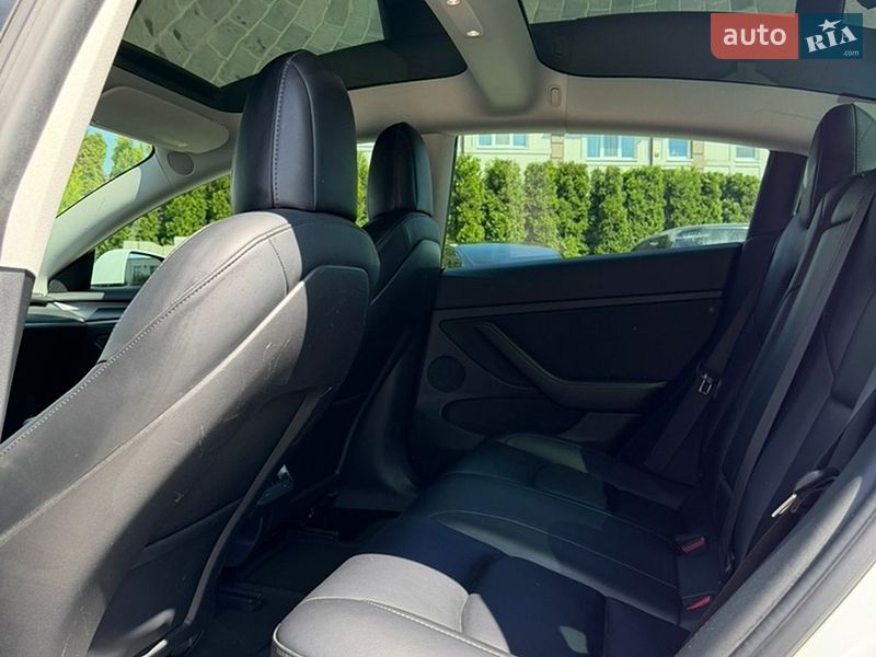 Седан Tesla Model 3 2021 в Рівному фото 20 Седан Tesla Model 3 2021 в Рівному