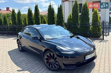 Седан Tesla Model 3 2022 в Стрые