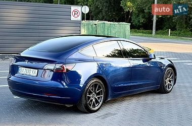 Седан Tesla Model 3 2021 в Каменец-Подольском