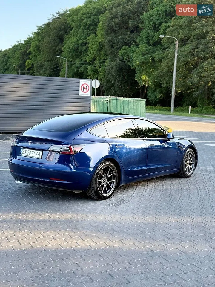 2020 Tesla Model 3 - мініатюра 10