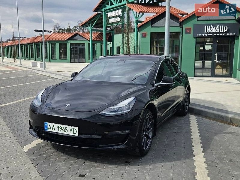 Tesla Model 3 2018 Tesla Model 3 2018