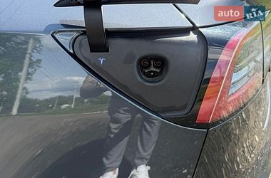 Седан Tesla Model 3 2022 в Киеве