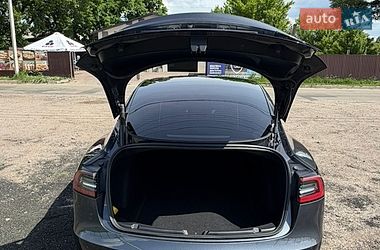 Седан Tesla Model 3 2022 в Киеве