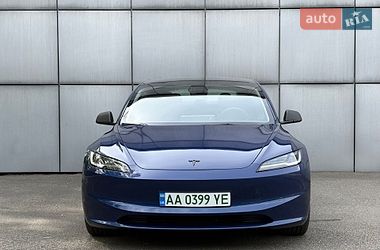 Седан Tesla Model 3 2024 в Києві