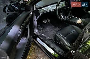 Седан Tesla Model 3 2018 в Луцьку