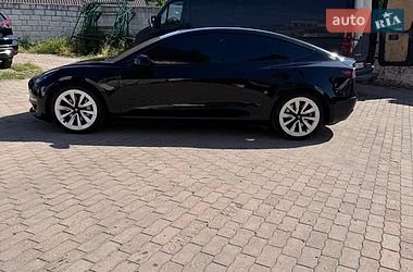 Седан Tesla Model 3 2022 в Дніпрі