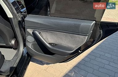Седан Tesla Model 3 2022 в Дніпрі