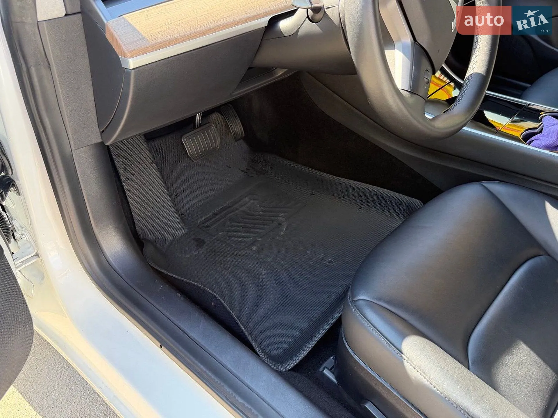 2020 Tesla Model 3 - мініатюра 16