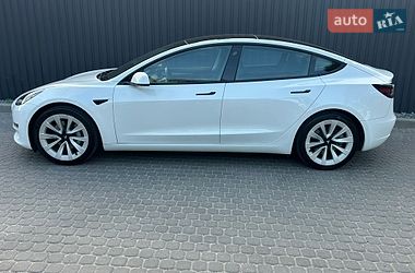 Седан Tesla Model 3 2022 в Днепре